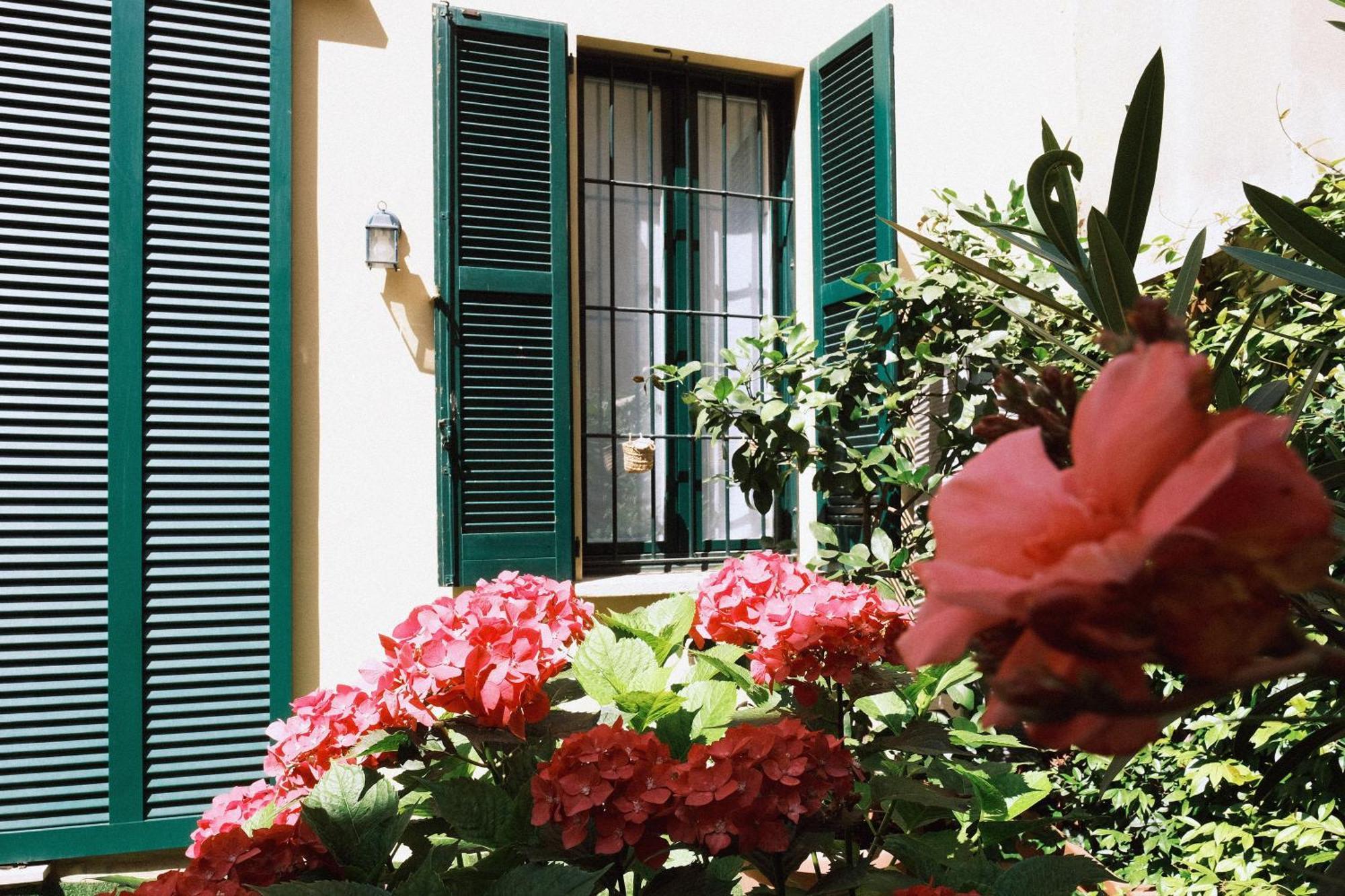 Comecasa Flowery Terraced Apartment Milan Exterior photo